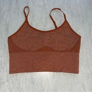 PINK Victoria’s Secret Seamless Sports Bra